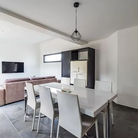Maison De Vacances A Pordic - Proche De La Mer Extérieur photo